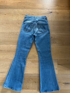 Mother Denim Weekender Jeans.